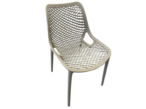 נקסט - כסא פלסטיק קפוצינו GARDA