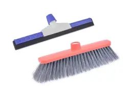 מגבים / מטאטאות